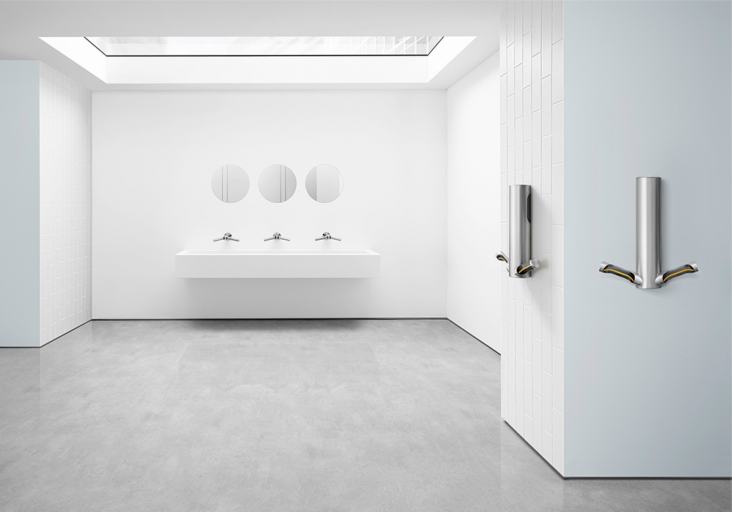 A Touchfree Toilet _245